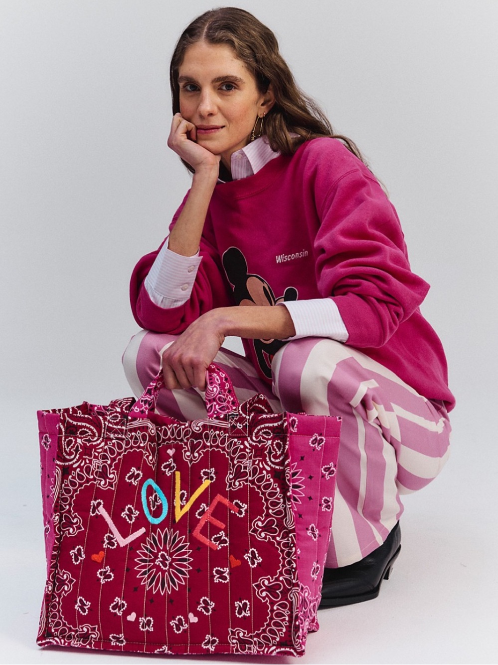 Call it by your name Bandana Print LOVE Tote Bag - Pink & Burgundy - Picture 2 of 6